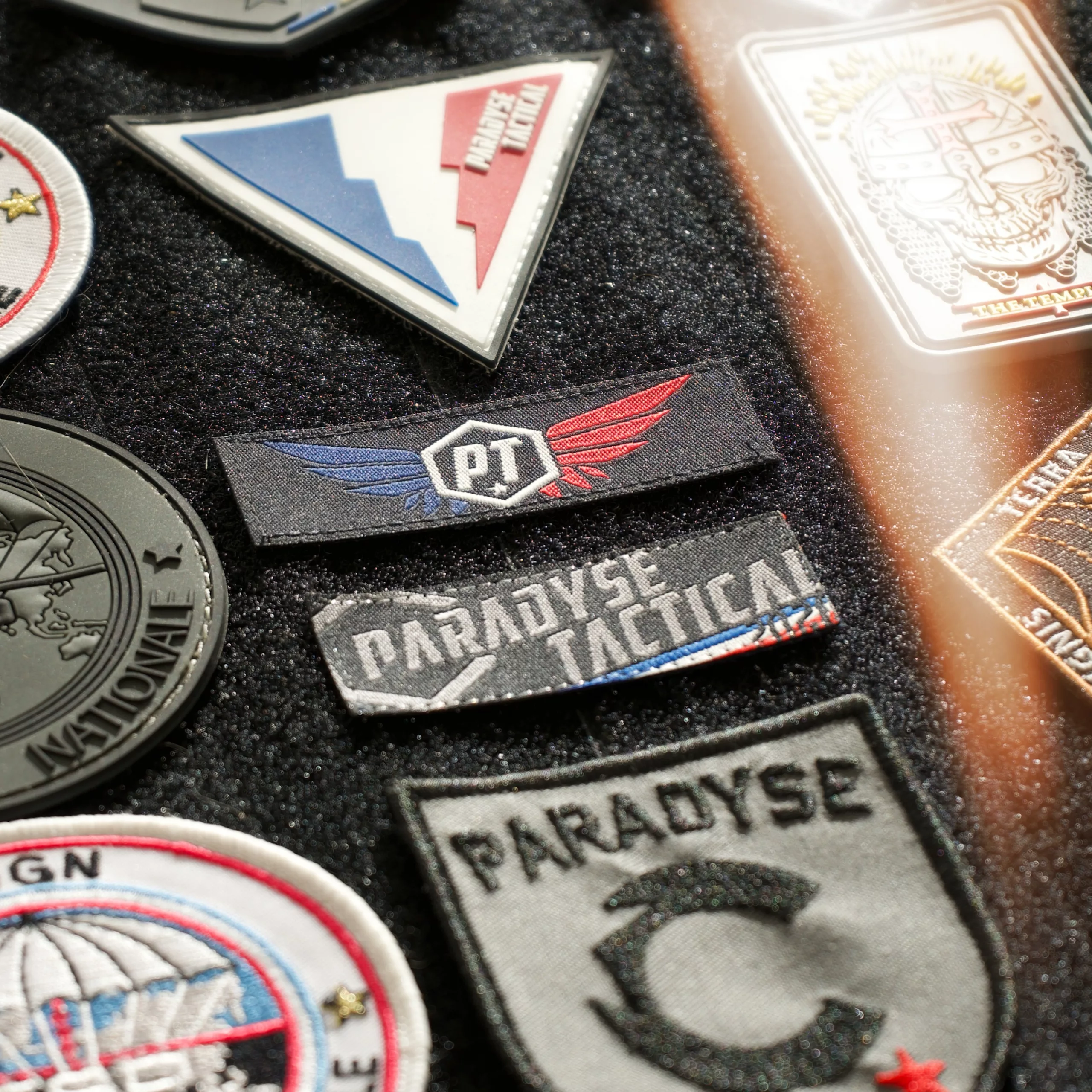 Patch tissé personnalisé : précision, lisibilité et usages professionnels