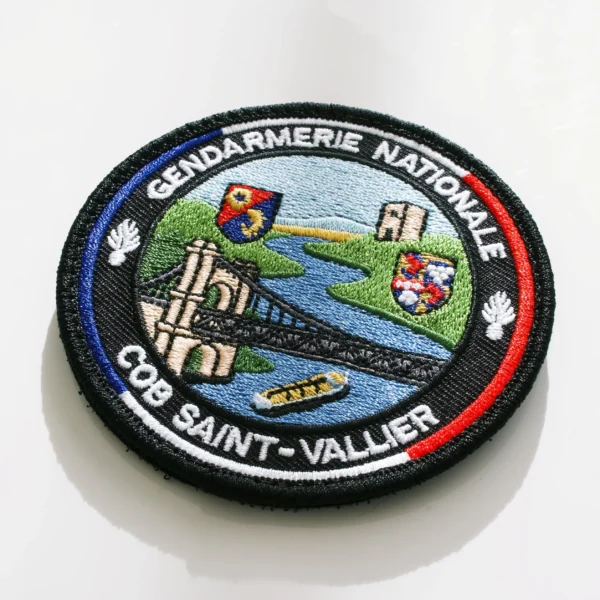 patch brodé personnalisé gendarmerie nationale rendu textile institutionnel paradyse solutions