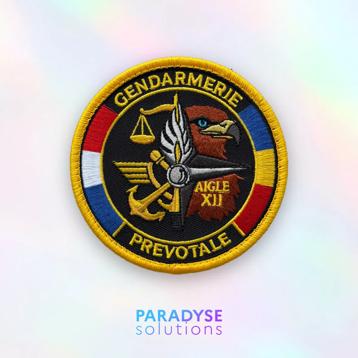Écusson brodé Gendarmerie prévôtale Aigle XII, avec bordure jaune.